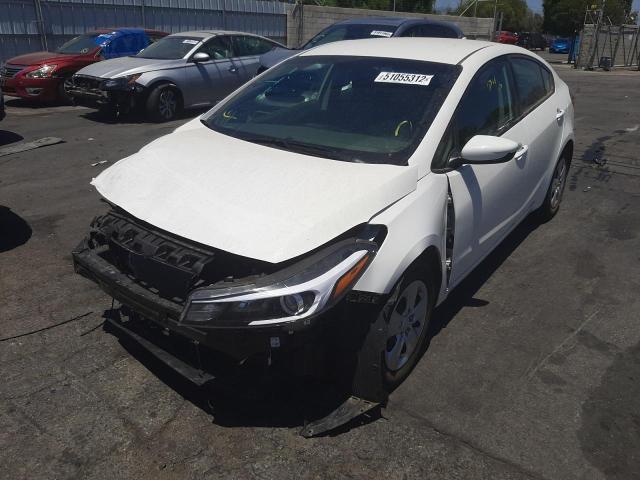 Photo 1 VIN: 3KPFK4A75JE230617 - KIA FORTE LX 