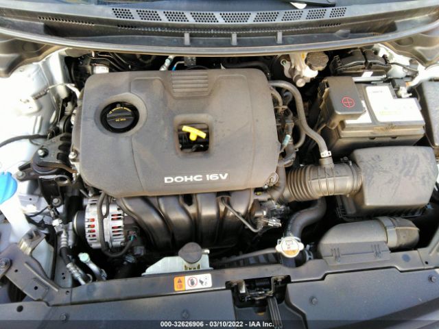 Photo 9 VIN: 3KPFK4A75JE230701 - KIA FORTE 