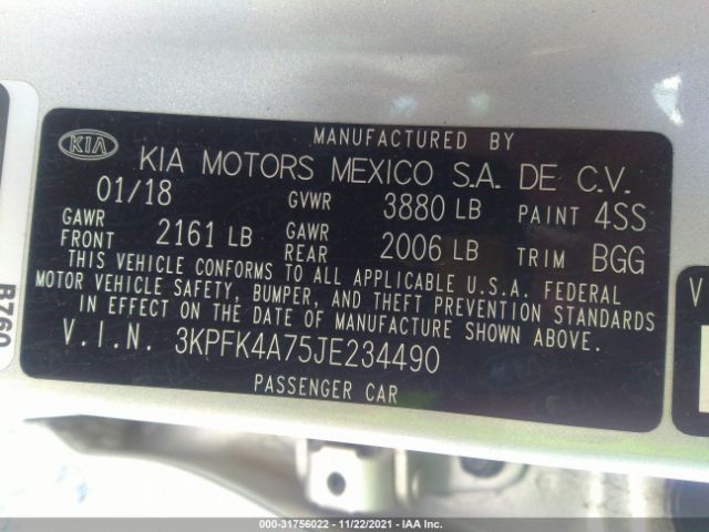 Photo 8 VIN: 3KPFK4A75JE234490 - KIA FORTE 