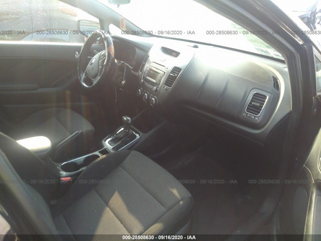 Photo 4 VIN: 3KPFK4A75JE243514 - KIA FORTE 