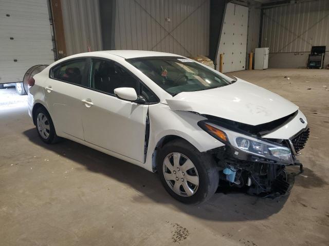 Photo 3 VIN: 3KPFK4A75JE244906 - KIA FORTE LX 