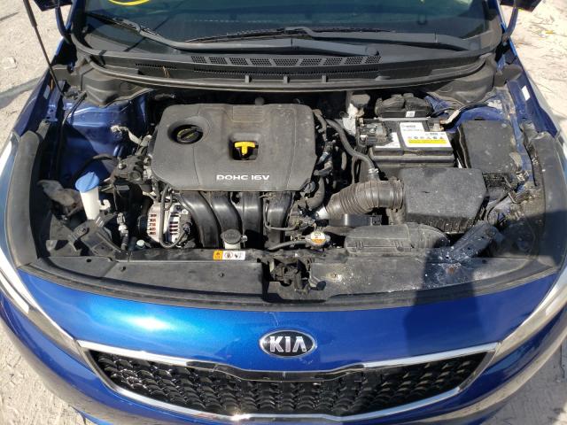 Photo 6 VIN: 3KPFK4A75JE260524 - KIA FORTE LX 