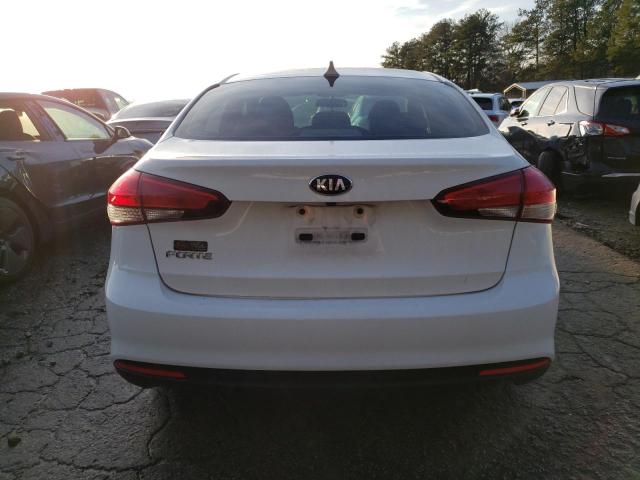 Photo 5 VIN: 3KPFK4A75JE266422 - KIA FORTE LX 