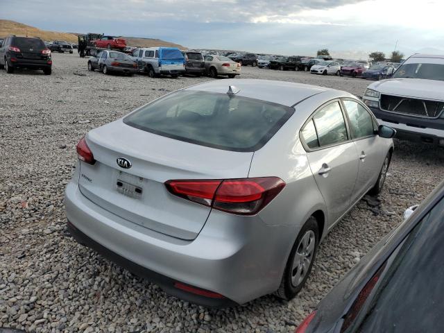 Photo 3 VIN: 3KPFK4A75JE271085 - KIA FORTE LX 