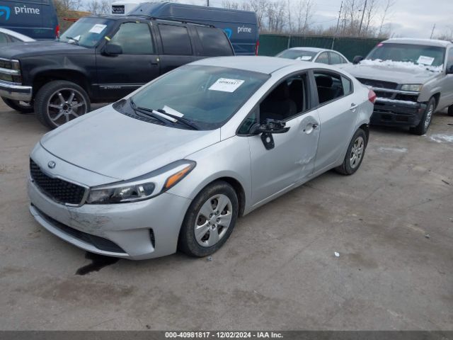 Photo 1 VIN: 3KPFK4A75JE271541 - KIA FORTE 