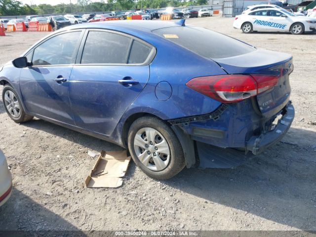 Photo 2 VIN: 3KPFK4A75JE275590 - KIA FORTE 