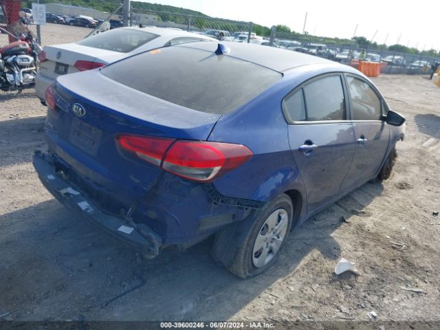 Photo 3 VIN: 3KPFK4A75JE275590 - KIA FORTE 