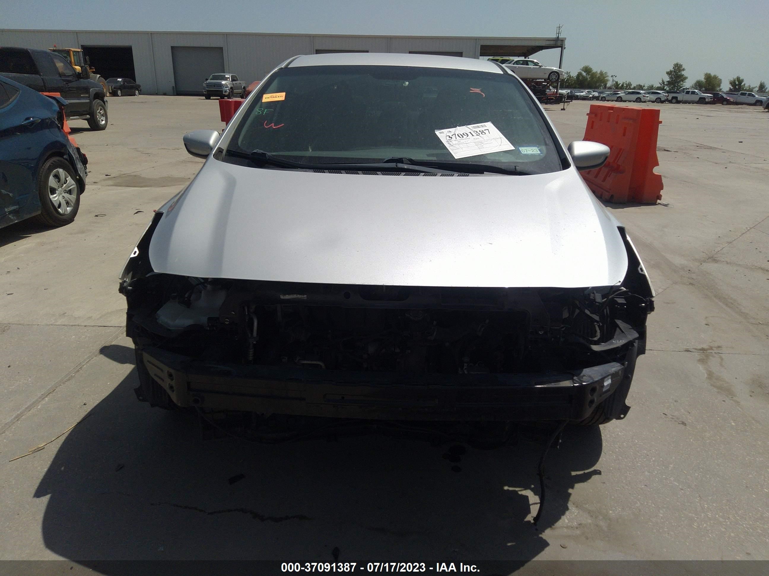 Photo 5 VIN: 3KPFK4A75JE277310 - KIA FORTE 