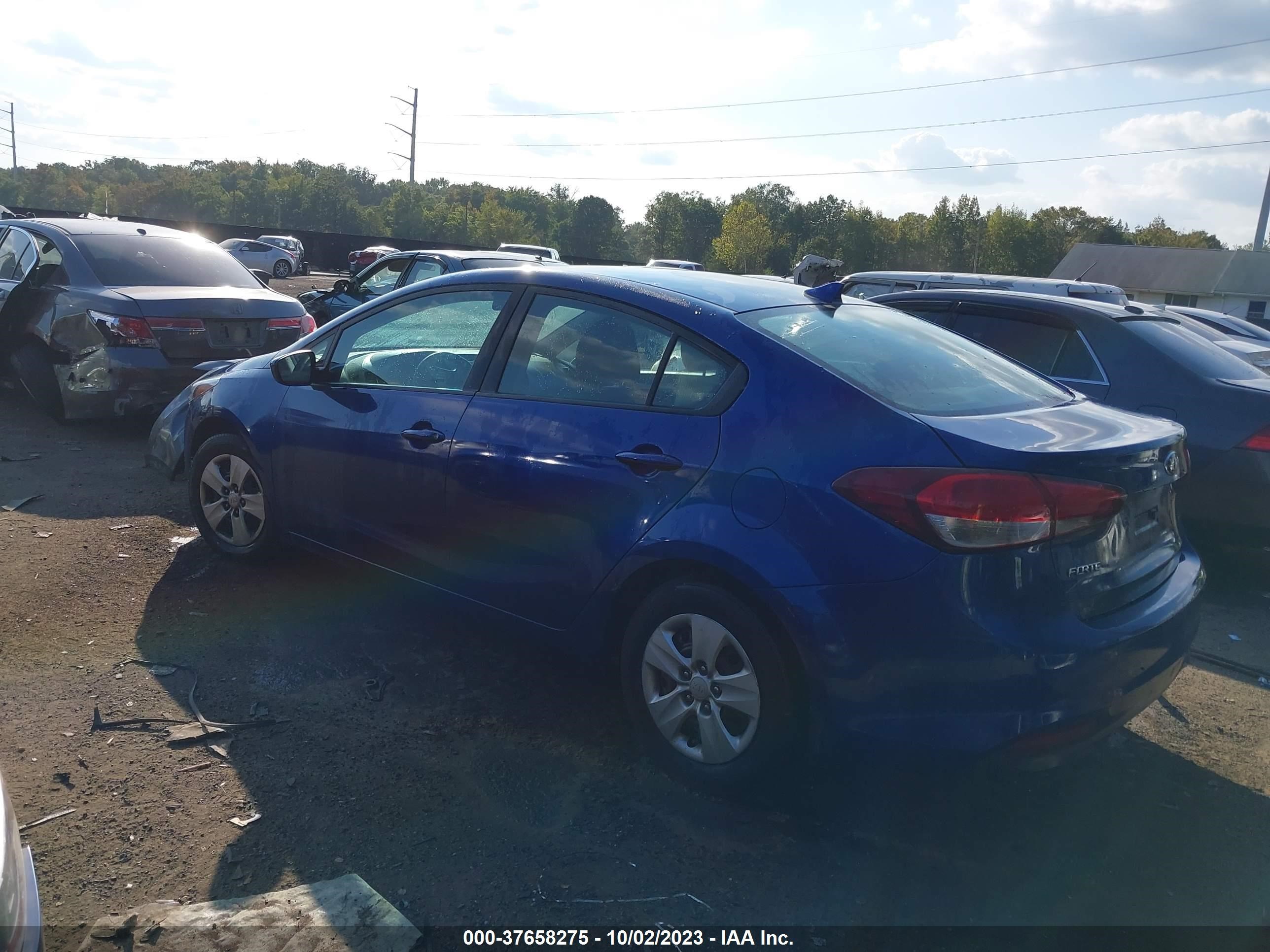 Photo 2 VIN: 3KPFK4A76HE016908 - KIA FORTE 