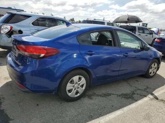 Photo 2 VIN: 3KPFK4A76HE037435 - KIA FORTE LX 