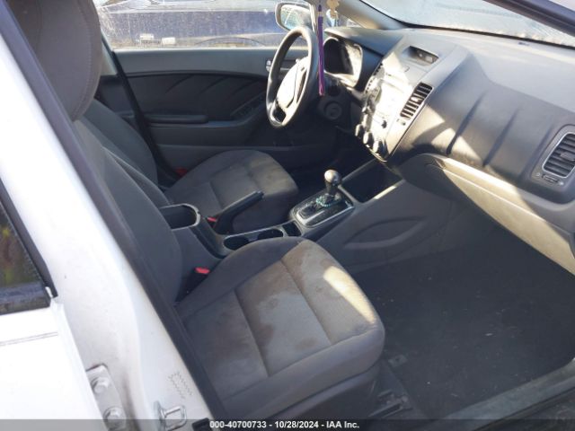 Photo 4 VIN: 3KPFK4A76HE049066 - KIA FORTE 