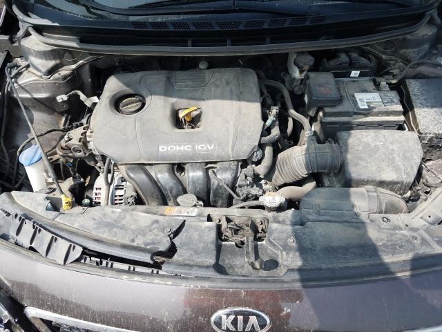 Photo 6 VIN: 3KPFK4A76HE050167 - KIA FORTE LX 