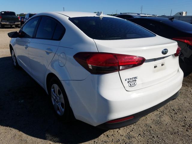 Photo 2 VIN: 3KPFK4A76HE075134 - KIA FORTE LX 