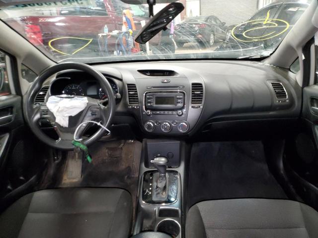 Photo 8 VIN: 3KPFK4A76HE076817 - KIA FORTE LX 