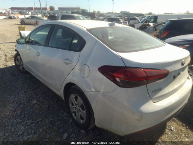 Photo 2 VIN: 3KPFK4A76HE081189 - KIA FORTE 