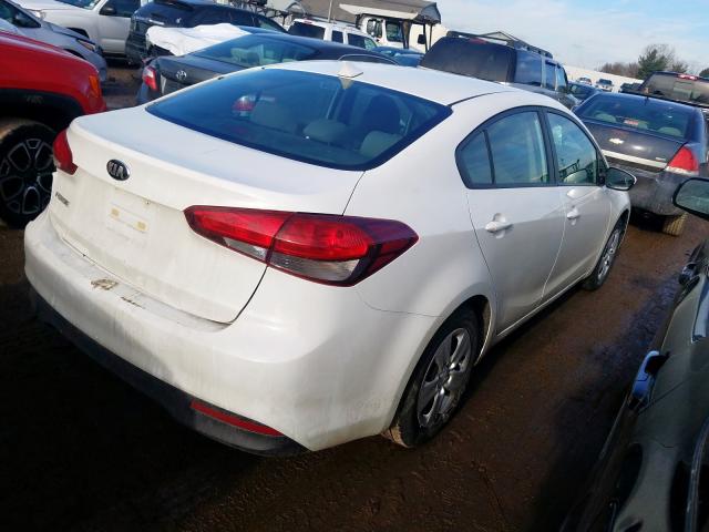 Photo 3 VIN: 3KPFK4A76HE082990 - KIA FORTE LX 