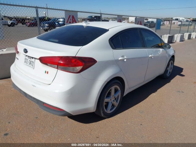 Photo 3 VIN: 3KPFK4A76HE089504 - KIA FORTE 