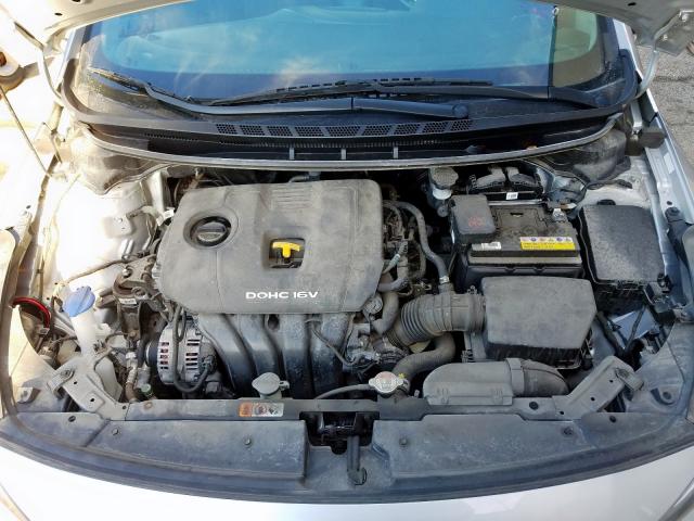 Photo 6 VIN: 3KPFK4A76HE094444 - KIA FORTE LX 