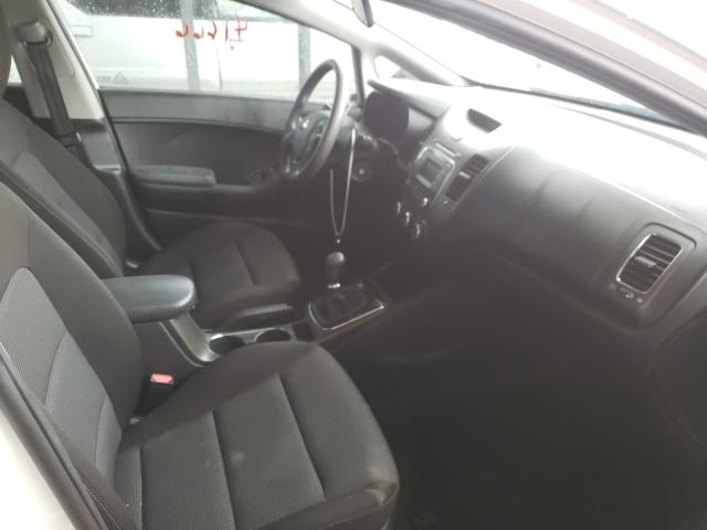 Photo 4 VIN: 3KPFK4A76HE097800 - KIA FORTE LX 