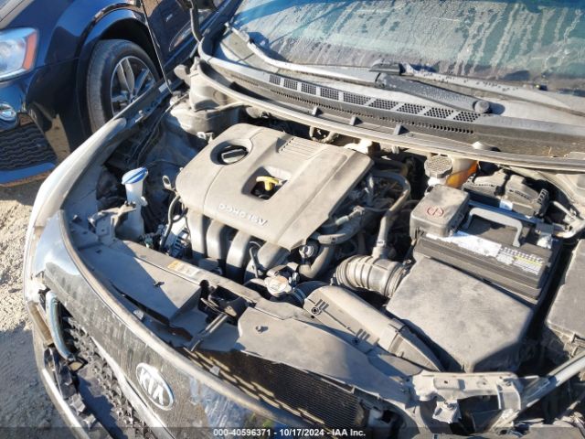 Photo 9 VIN: 3KPFK4A76HE109475 - KIA FORTE 