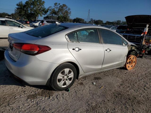 Photo 2 VIN: 3KPFK4A76HE124462 - KIA FORTE LX 