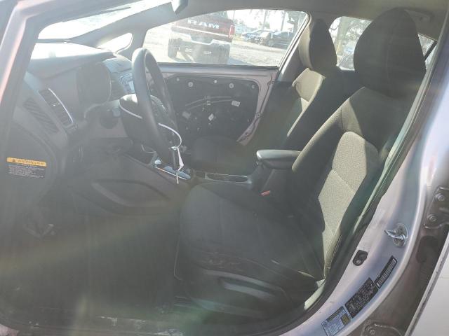 Photo 6 VIN: 3KPFK4A76HE124462 - KIA FORTE LX 