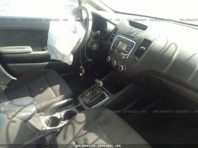 Photo 4 VIN: 3KPFK4A76HE135378 - KIA FORTE 