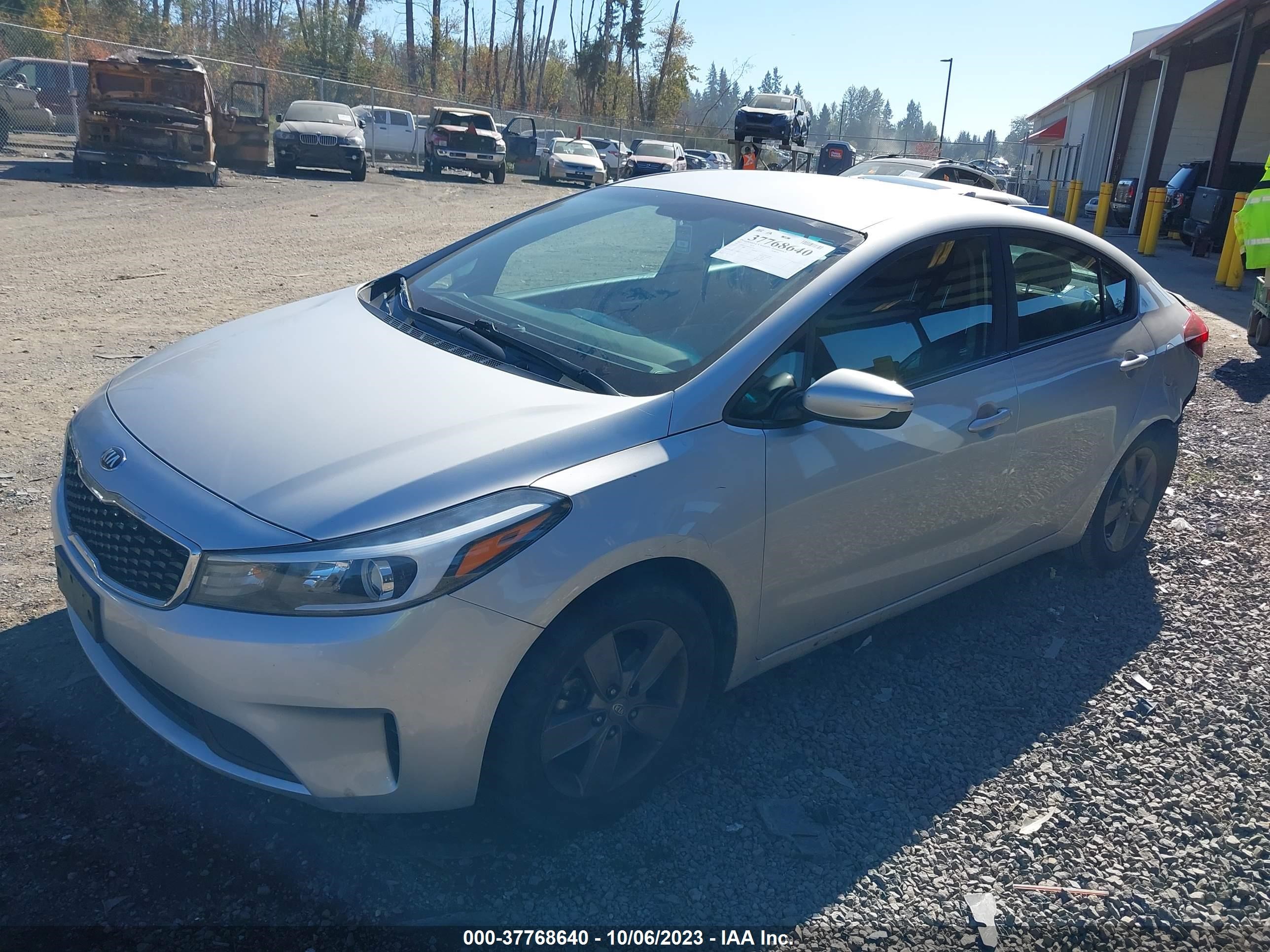 Photo 1 VIN: 3KPFK4A76HE143139 - KIA FORTE 