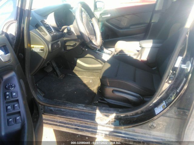 Photo 4 VIN: 3KPFK4A76HE151757 - KIA FORTE 