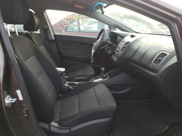 Photo 4 VIN: 3KPFK4A76HE160197 - KIA FORTE LX 