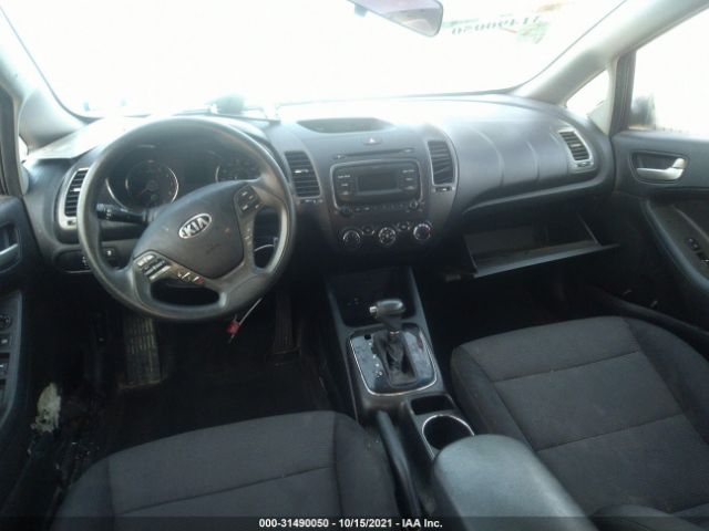 Photo 4 VIN: 3KPFK4A76JE165146 - KIA FORTE 