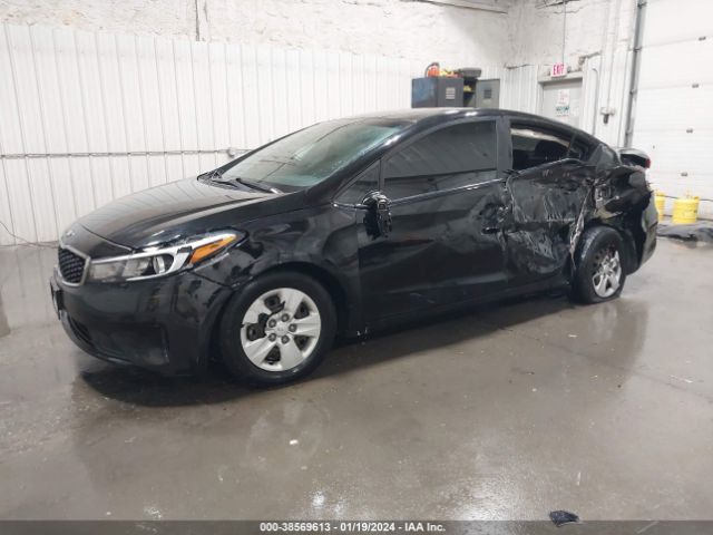 Photo 1 VIN: 3KPFK4A76JE183730 - KIA FORTE 