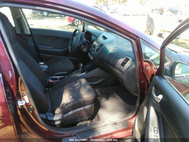 Photo 4 VIN: 3KPFK4A76JE190161 - KIA FORTE 