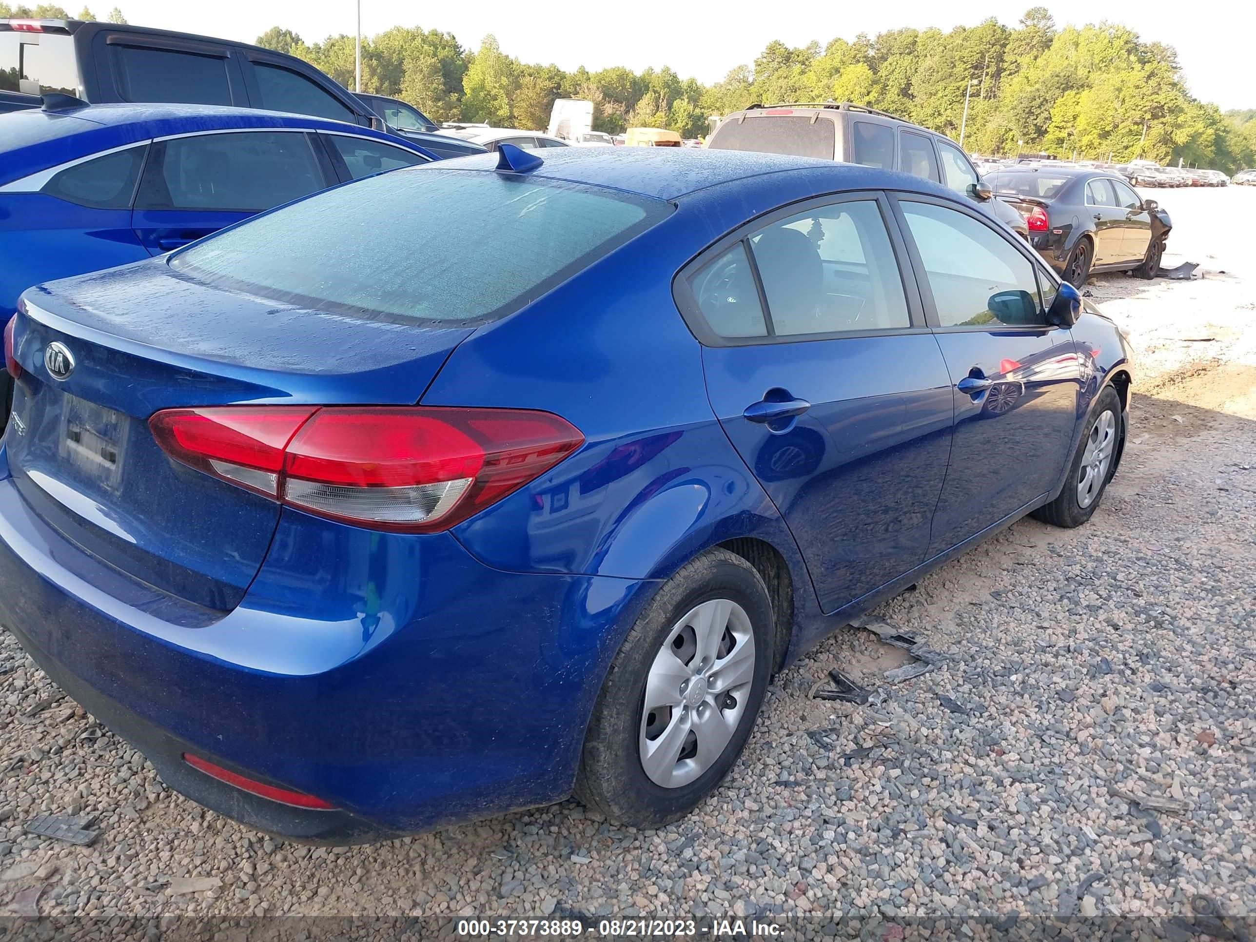 Photo 3 VIN: 3KPFK4A76JE191357 - KIA FORTE 