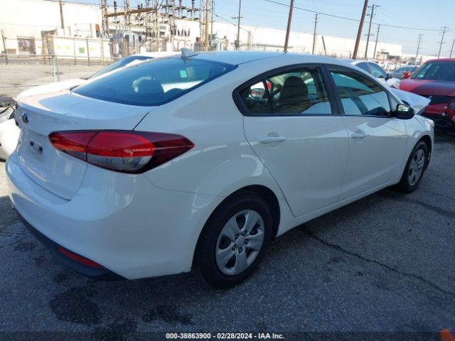 Photo 3 VIN: 3KPFK4A76JE221358 - KIA FORTE 