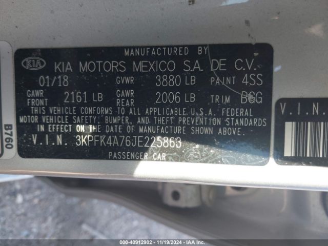 Photo 8 VIN: 3KPFK4A76JE225863 - KIA FORTE 