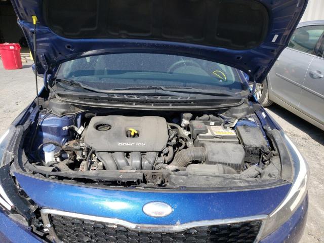 Photo 6 VIN: 3KPFK4A76JE226785 - KIA FORTE LX 