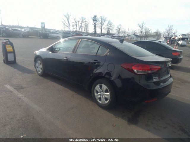 Photo 2 VIN: 3KPFK4A76JE229394 - KIA FORTE 