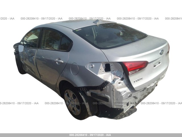 Photo 2 VIN: 3KPFK4A76JE254229 - KIA FORTE 