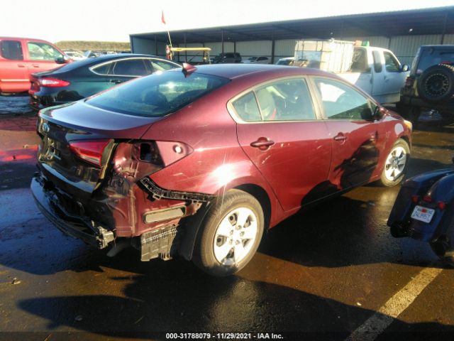 Photo 3 VIN: 3KPFK4A76JE254747 - KIA FORTE 