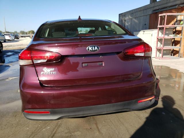 Photo 5 VIN: 3KPFK4A76JE258183 - KIA FORTE LX 