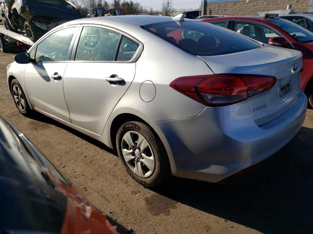 Photo 2 VIN: 3KPFK4A76JE260242 - KIA FORTE LX 