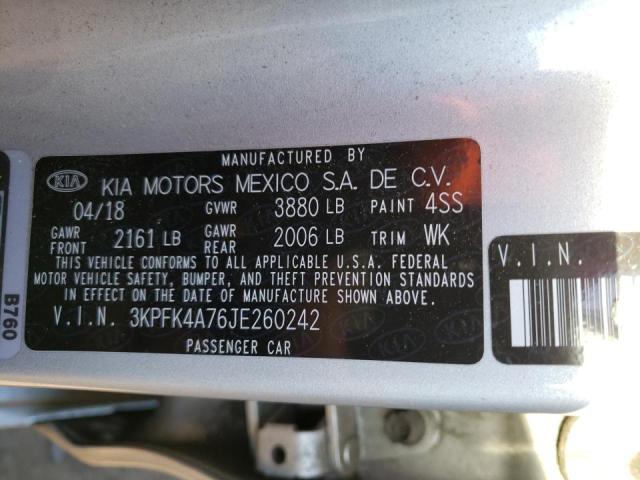 Photo 9 VIN: 3KPFK4A76JE260242 - KIA FORTE LX 