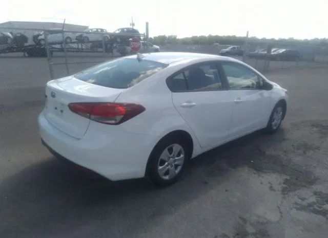 Photo 3 VIN: 3KPFK4A76JE283326 - KIA FORTE 