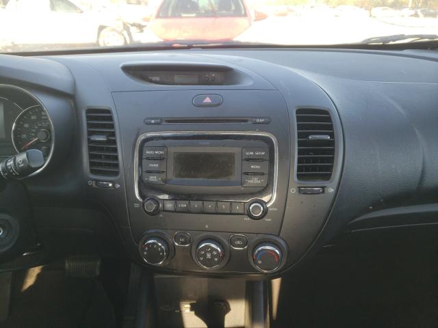 Photo 8 VIN: 3KPFK4A77HE034818 - KIA FORTE LX 