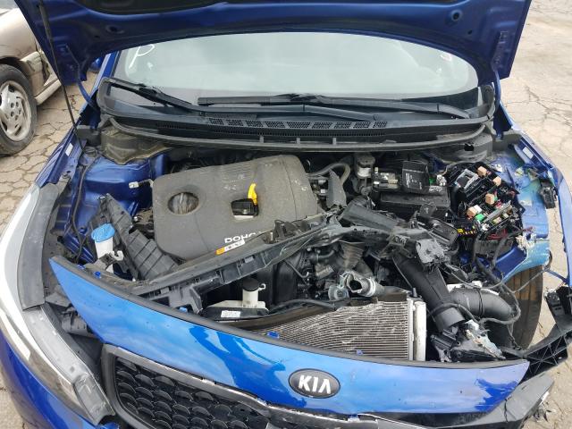 Photo 6 VIN: 3KPFK4A77HE040814 - KIA FORTE LX 