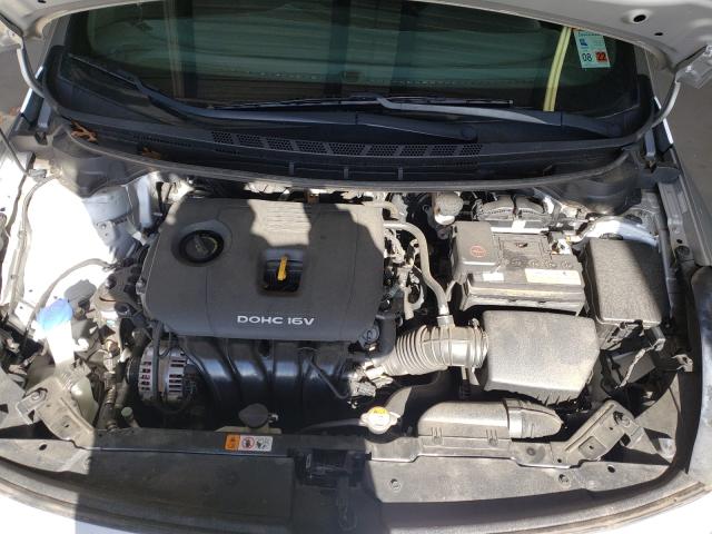 Photo 6 VIN: 3KPFK4A77HE049254 - KIA FORTE LX 