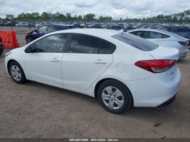 Photo 2 VIN: 3KPFK4A77HE086028 - KIA FORTE 