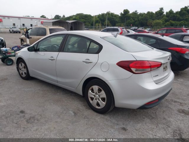 Photo 2 VIN: 3KPFK4A77HE090676 - KIA FORTE 