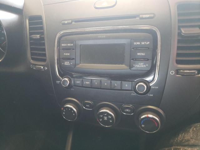 Photo 8 VIN: 3KPFK4A77HE129654 - KIA FORTE LX 